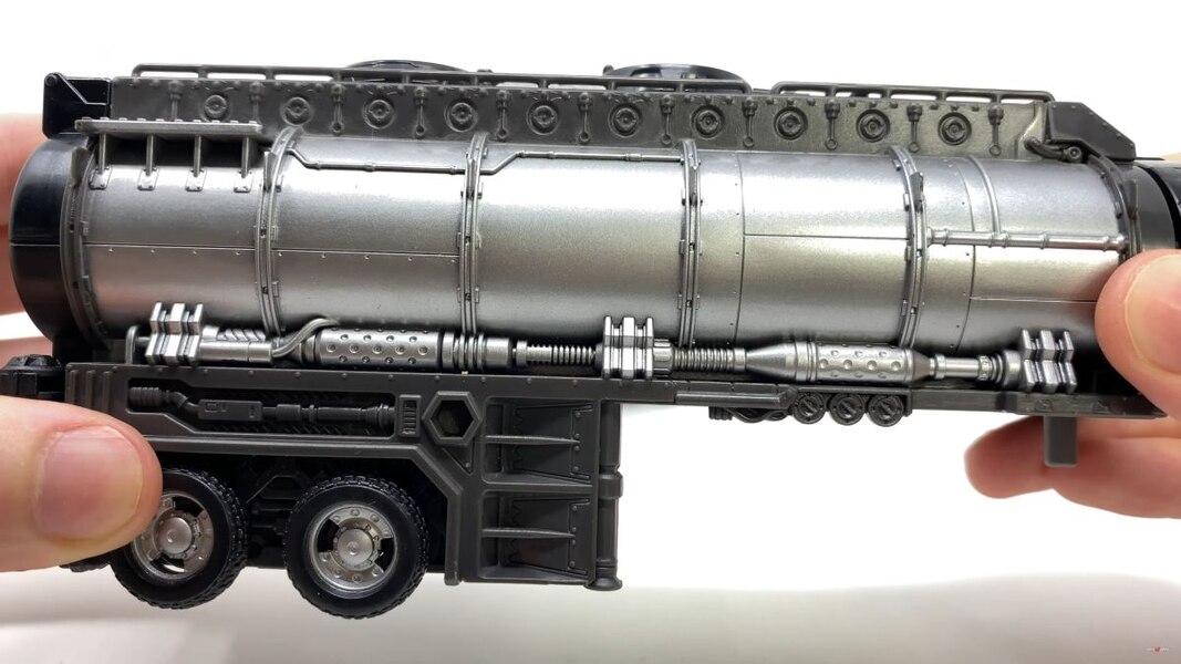Transformers Legacy Velocitron SCOURGE BLACK CONVOY Image  (25 of 38)